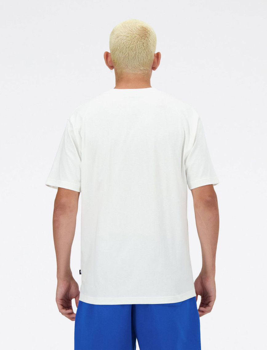 New Balance Lifestyle Erkek Beyaz T-Shirt New Balance Lifestyle Erkek Beyaz T-Shirt