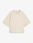 Puma Wardrobe Ess Relaxed Kadın Krem T-Shirt Puma Wardrobe Ess Relaxed Kadın Krem T-Shirt