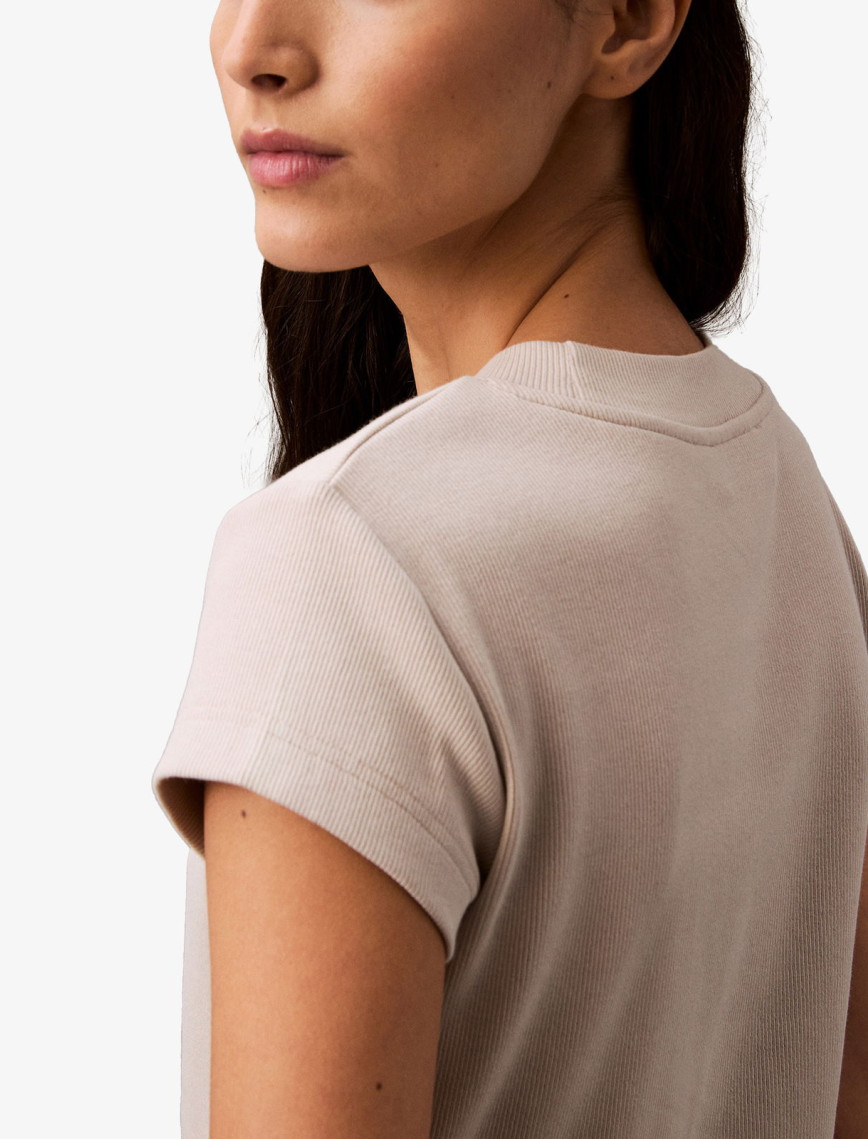 Calvin Klein Monogram Kadın Bej T-Shirt Calvin Klein Monogram Kadın Bej T-Shirt