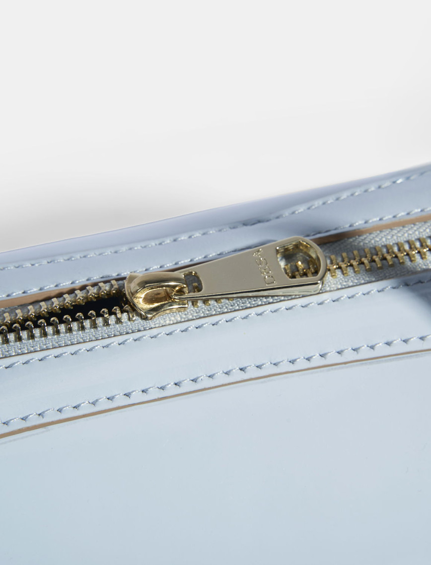 Limited Edition Mavi Kadın Yaprak Detaylı Deri Omuz Çantası Limited Edition Mavi Kadın Yaprak Detaylı Deri Omuz Çantası