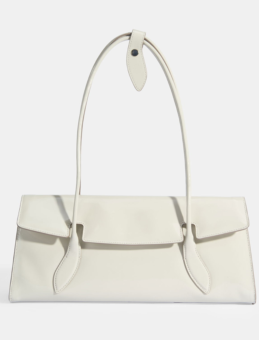 Bej Kadın Yaprak Detaylı Deri Omuz Çantası Bej Kadın Yaprak Detaylı Deri Omuz Çantası