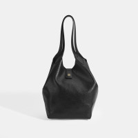 Kadın Siyah Deri Omuz Çantası Kadın Siyah Deri Omuz Çantası