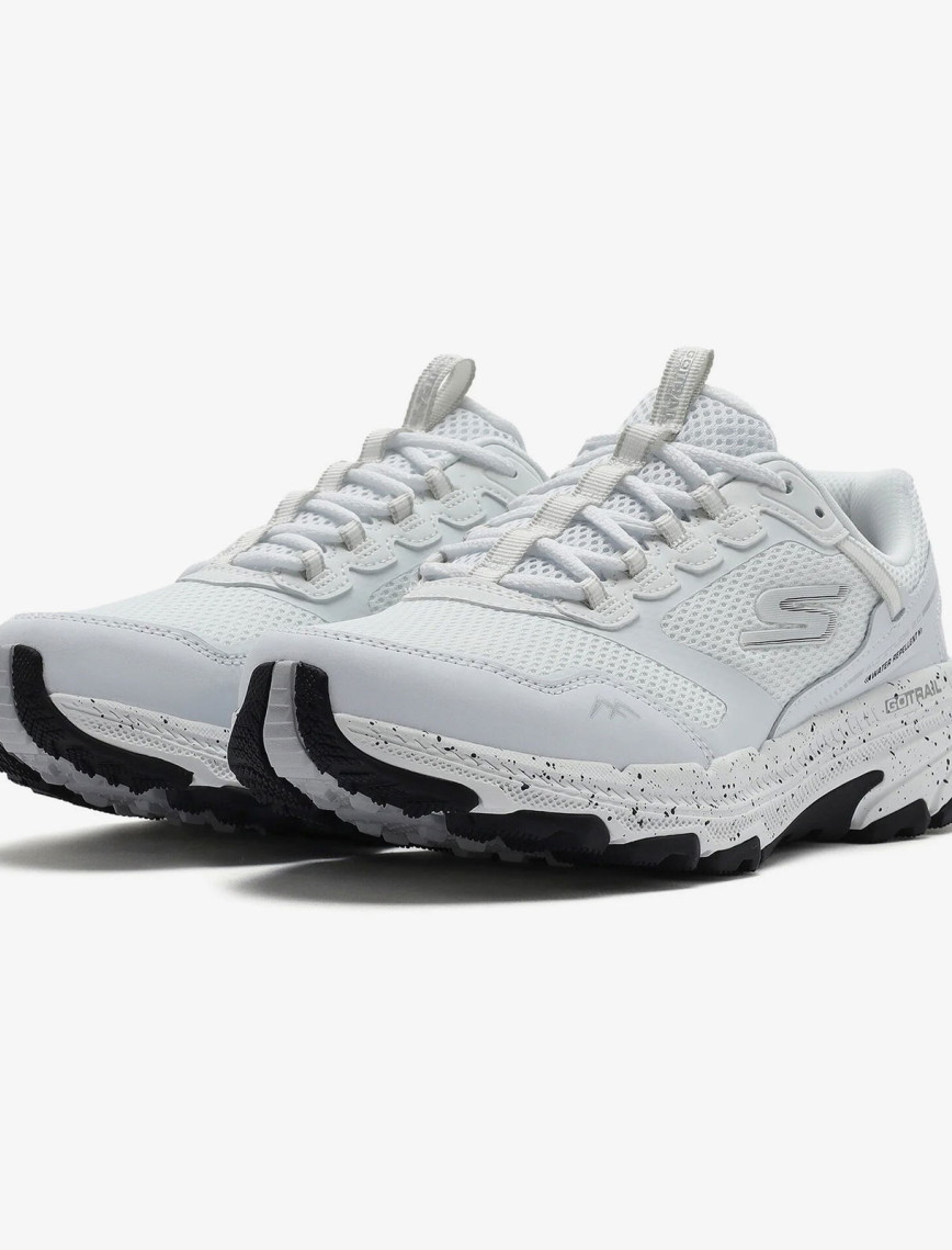 Skechers Go Run Trail Altitude 2.0 Ravine Kadın Beyaz Koşu Ayakkabısı Skechers Go Run Trail Altitude 2.0 Ravine Kadın Beyaz Koşu Ayakkabısı