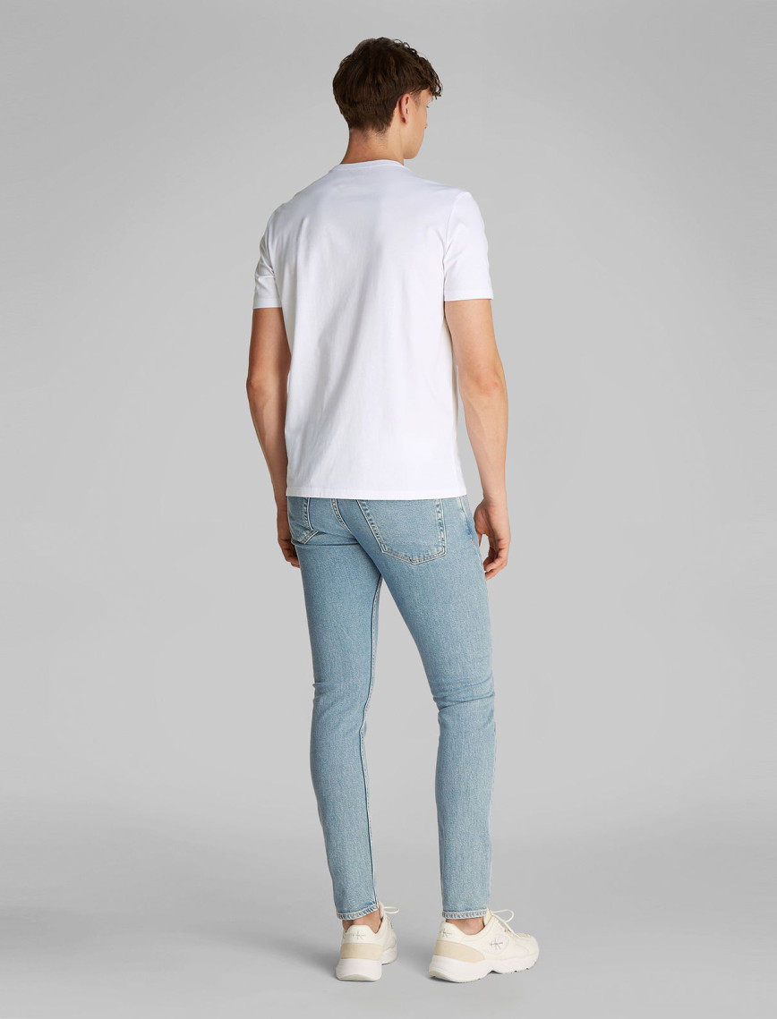 Calvin Klein Hero Monologo Erkek Beyaz T-Shirt Calvin Klein Hero Monologo Erkek Beyaz T-Shirt