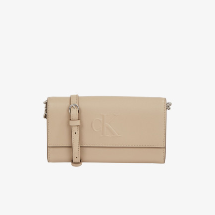 Calvin Klein Sculpted Long Fold Strap Kadın Bej Cüzdan Calvin Klein Sculpted Long Fold Strap Kadın Bej Cüzdan