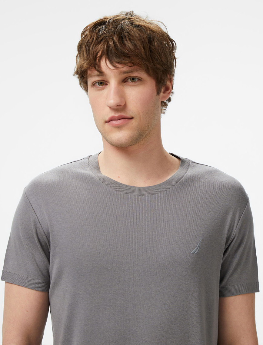 Nautica Erkek Gri Regular Fit T-Shirt Nautica Erkek Gri Regular Fit T-Shirt