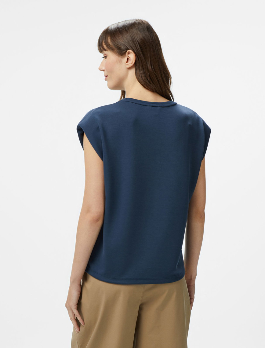 Nautica Kadın Lacivert Regular Fit T-Shirt Nautica Kadın Lacivert Regular Fit T-Shirt