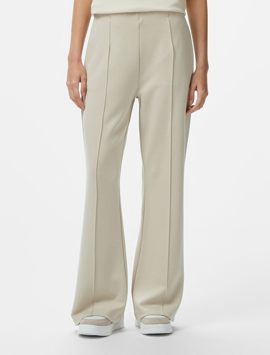 Nautica Kadın Bej Regular Fit Eşofman Altı Nautica Kadın Bej Regular Fit Eşofman Altı