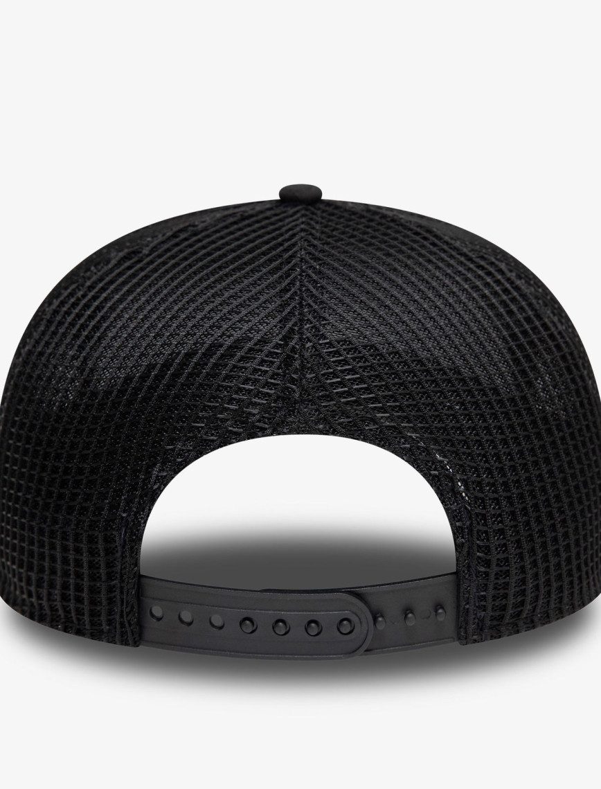 New Era Outdoor Golfer Snapback Unisex Siyah Şapka New Era Outdoor Golfer Snapback Unisex Siyah Şapka