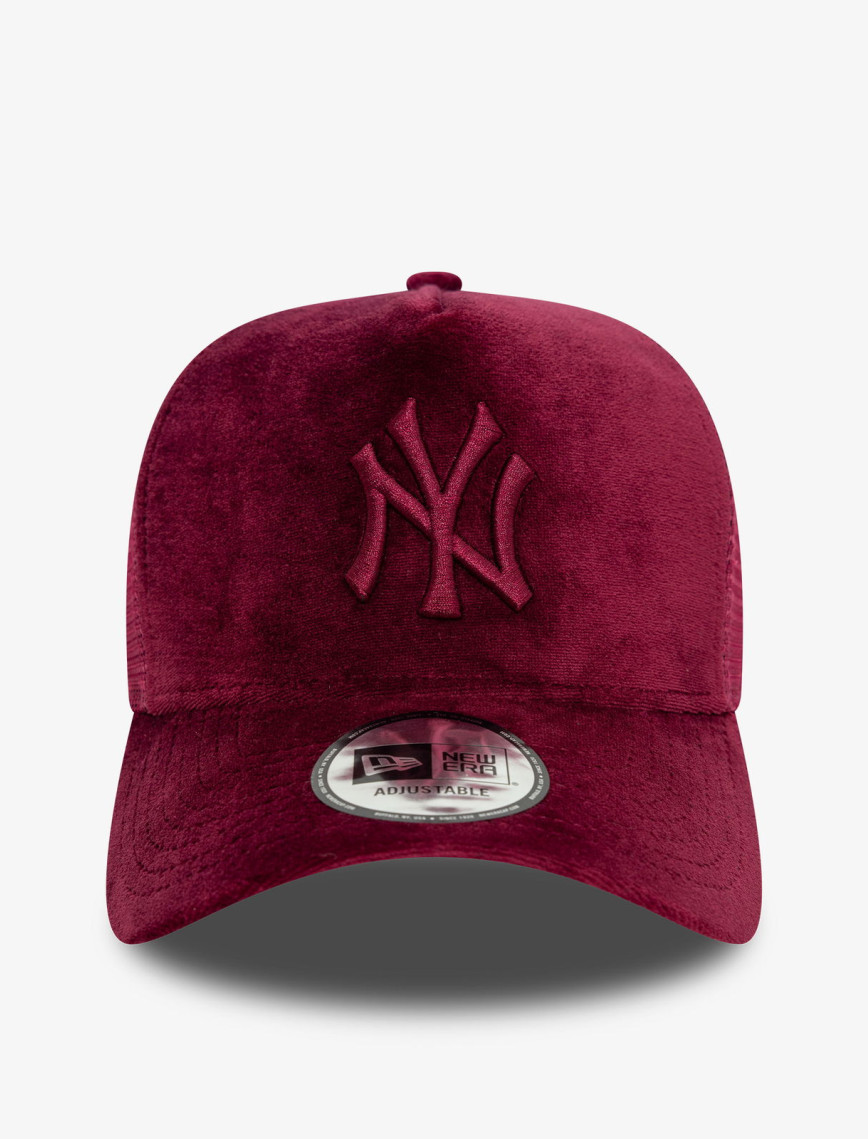 New Era 9Forty New York Yankees Velour Kadın Pembe Şapka New Era 9Forty New York Yankees Velour Kadın Pembe Şapka