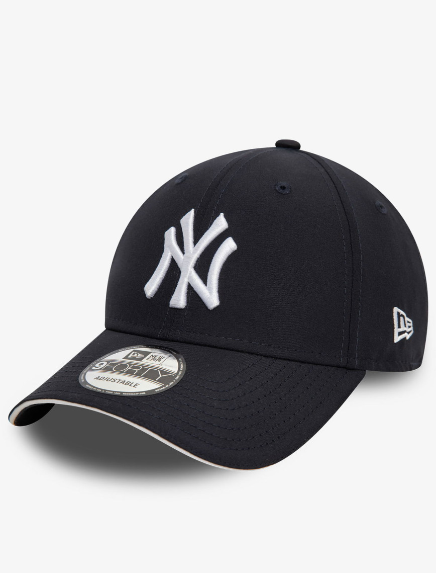 New Era Microfibre 9Forty Unisex Siyah Şapka New Era Microfibre 9Forty Unisex Siyah Şapka