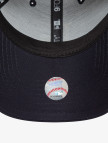 New Era Metallic LA Dodgers Unisex Siyah Şapka New Era Metallic LA Dodgers Unisex Siyah Şapka