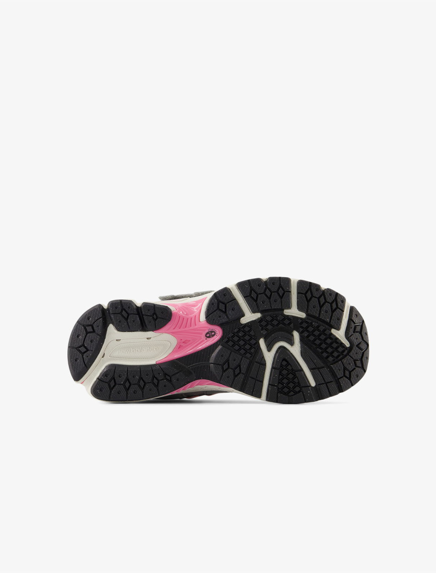 New Balance 2002 Çocuk Gri Spor Ayakkabı New Balance 2002 Çocuk Gri Spor Ayakkabı