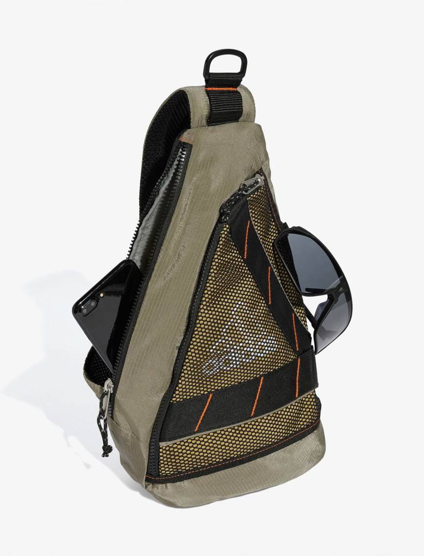 adidas Hardware Erkek Yeşil Tek Omuz Çantası adidas Hardware Erkek Yeşil Tek Omuz Çantası