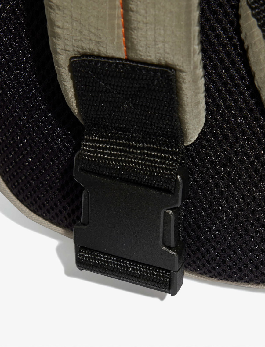 adidas Hardware Erkek Yeşil Tek Omuz Çantası adidas Hardware Erkek Yeşil Tek Omuz Çantası