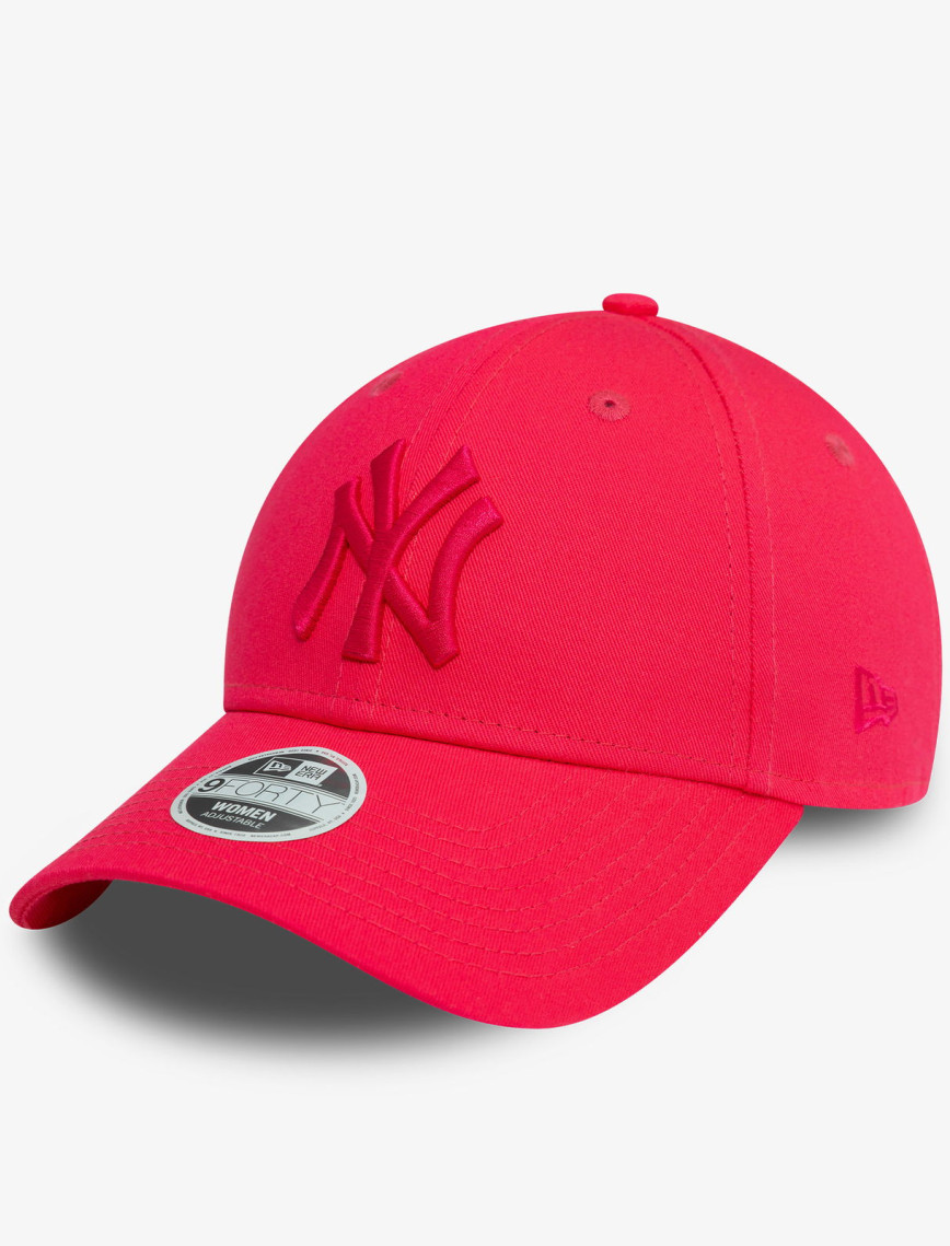 New Era League Essentials 9Forty New York Yankees Kadın Kırmızı Şapka New Era League Essentials 9Forty New York Yankees Kadın Kırmızı Şapka
