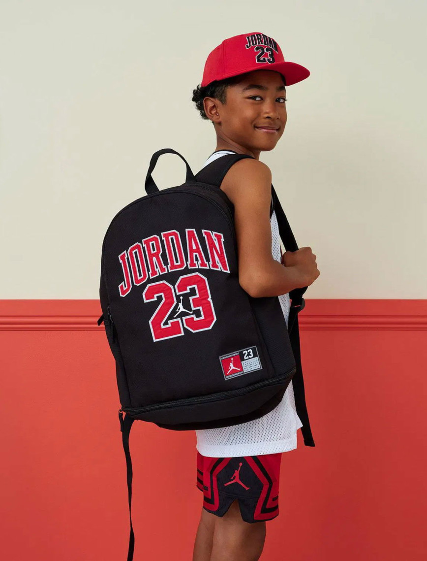 Jordan Jersey 23 Çocuk Siyah Sırt Çantası Jordan Jersey 23 Çocuk Siyah Sırt Çantası