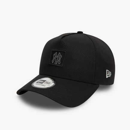 New Era Metallic Patch Eframe Neyyan Unisex Siyah Şapka New Era Metallic Patch Eframe Neyyan Unisex Siyah Şapka