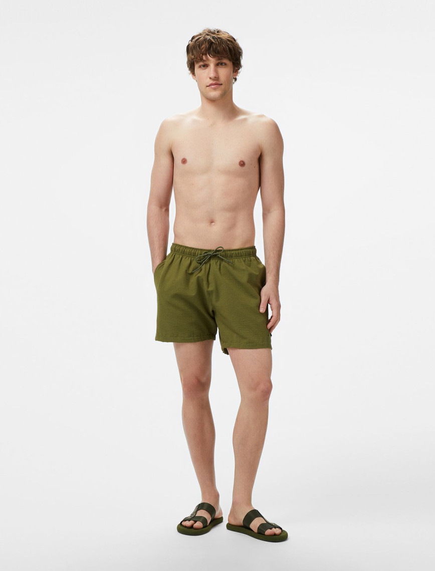 Nautica Erkek Kırmızı Regular Fit Deniz Şortu Nautica Erkek Kırmızı Regular Fit Deniz Şortu