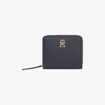 Tommy Hilfiger Logotape Med Kadın Lacivert Cüzdan Tommy Hilfiger Logotape Med Kadın Lacivert Cüzdan