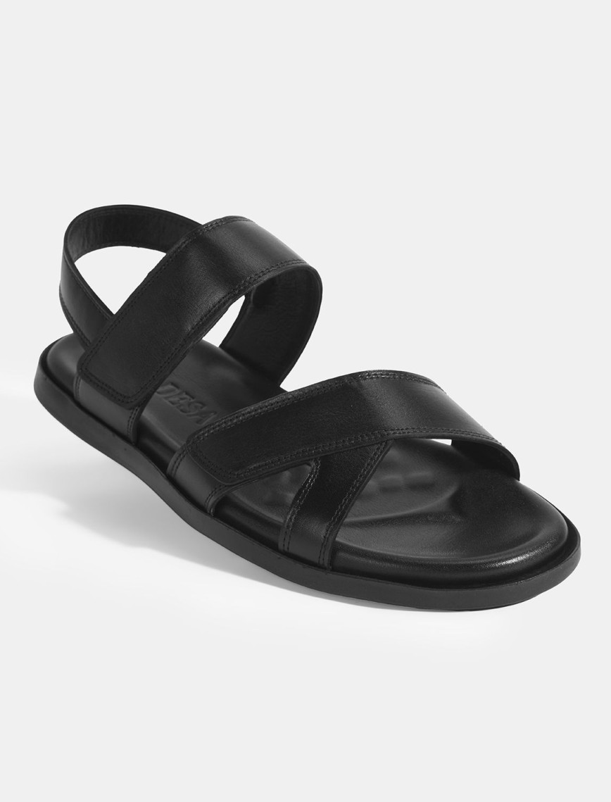 Erkek Siyah Cırt Detaylı Deri Sandalet Erkek Siyah Cırt Detaylı Deri Sandalet