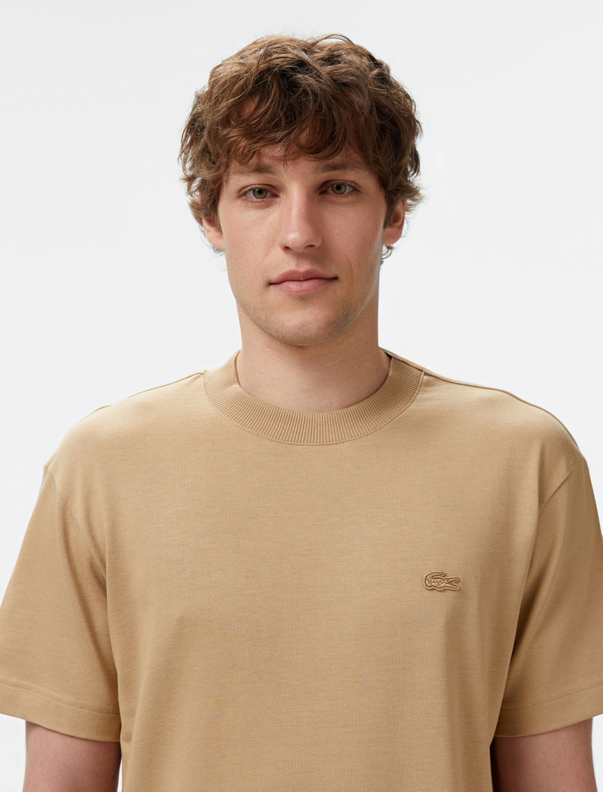 Lacoste Erkek Relaxed Fit Bisiklet Yaka Bej T-Shirt Lacoste Erkek Relaxed Fit Bisiklet Yaka Bej T-Shirt