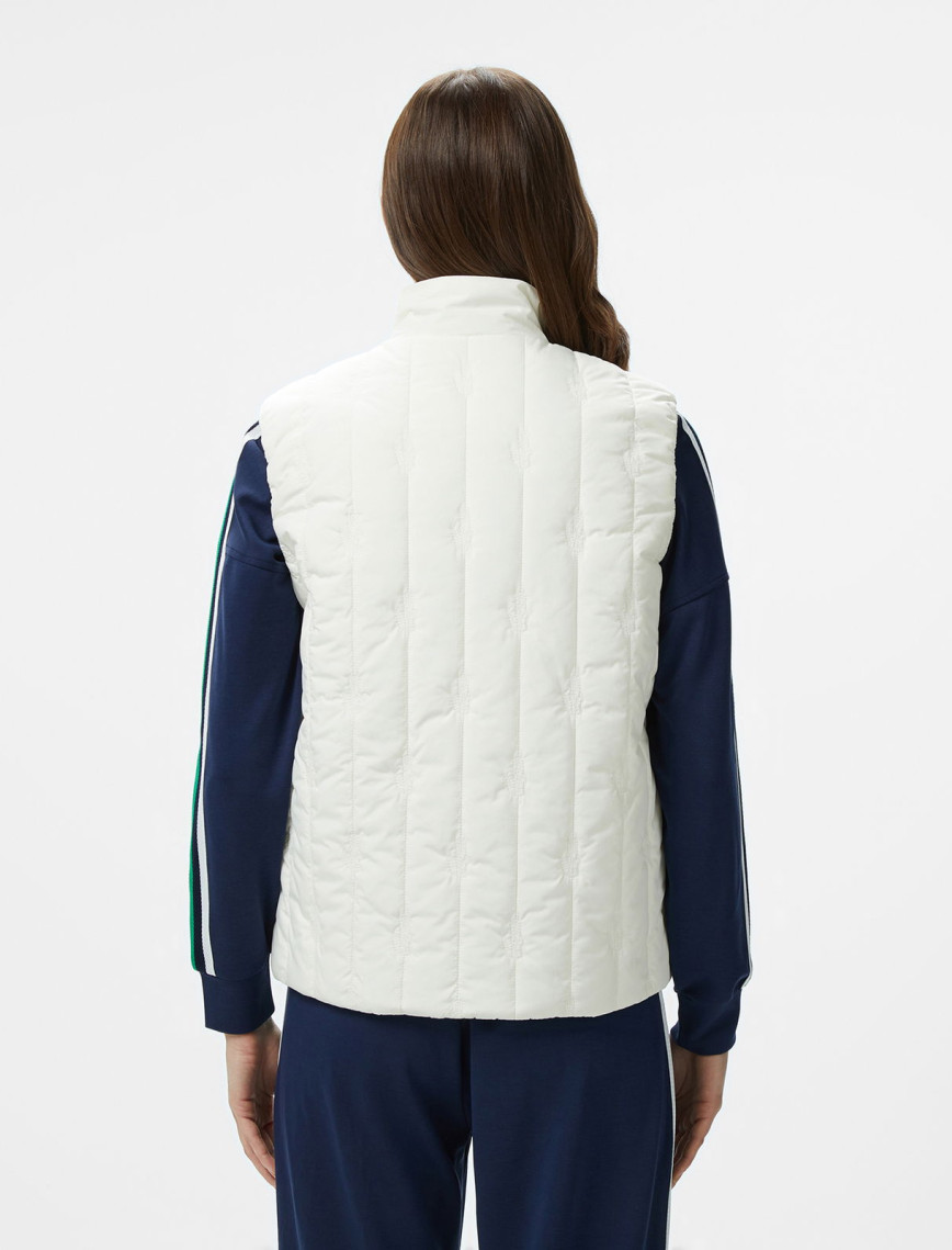 Lacoste Kadın Regular Fit Dik Yaka Kapitone Beyaz Yelek Lacoste Kadın Regular Fit Dik Yaka Kapitone Beyaz Yelek