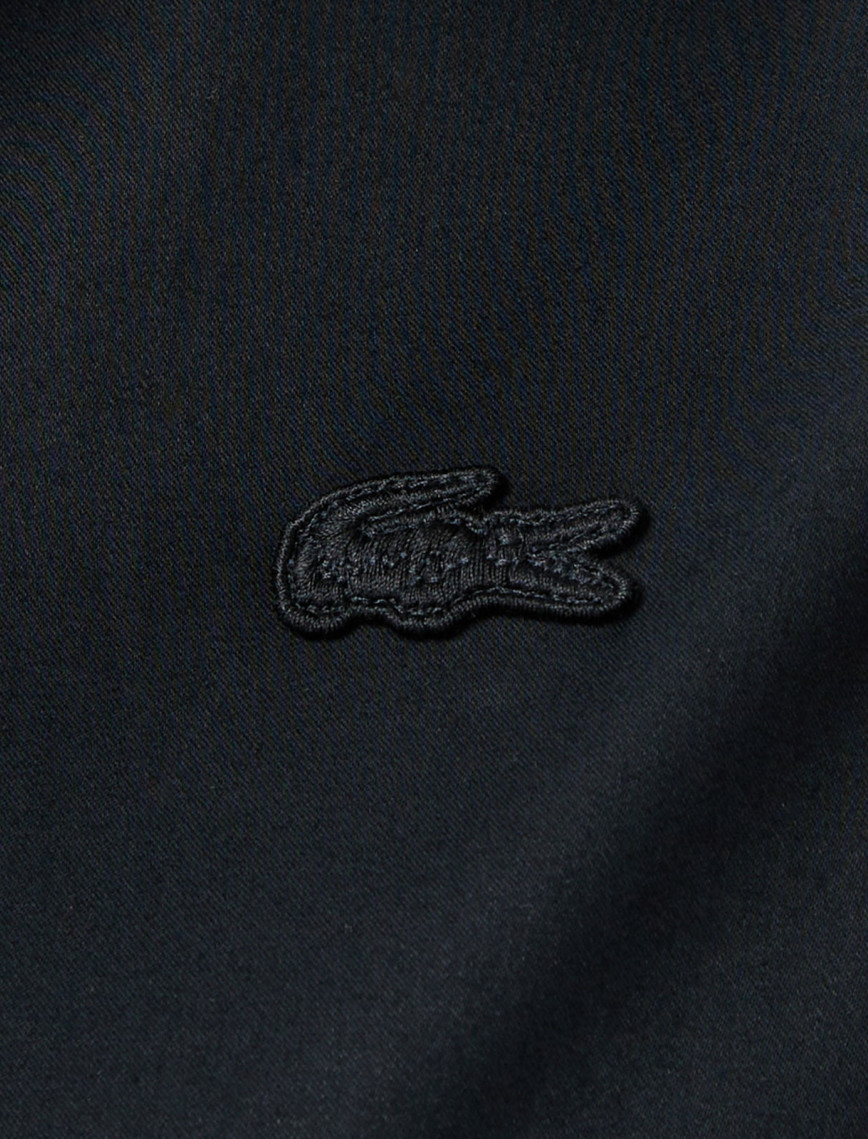 Lacoste Kadın Regular Fit Yarım Kollu Siyah Gömlek Lacoste Kadın Regular Fit Yarım Kollu Siyah Gömlek