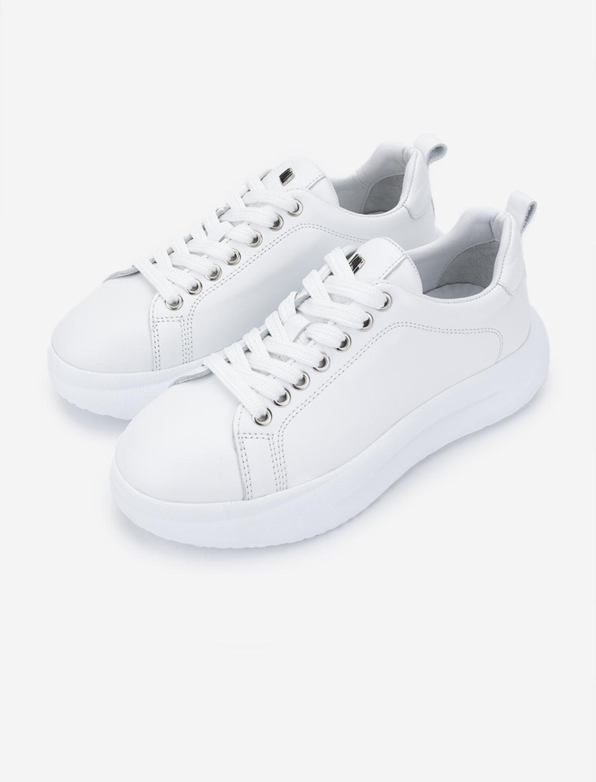 Valmenti Kadın Hakiki Deri Beyaz Sneakers & Spor Ayakkabı Valmenti Kadın Hakiki Deri Beyaz Sneakers & Spor Ayakkabı