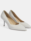 Kadın Beyaz Deri Topuklu Klasik Ayakkabı Kadın Beyaz Deri Topuklu Klasik Ayakkabı
