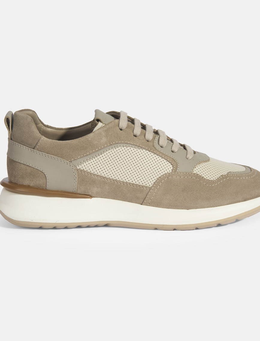 Erkek Gri Bağcıklı Deri Günlük Ayakkabı Erkek Gri Bağcıklı Deri Günlük Ayakkabı