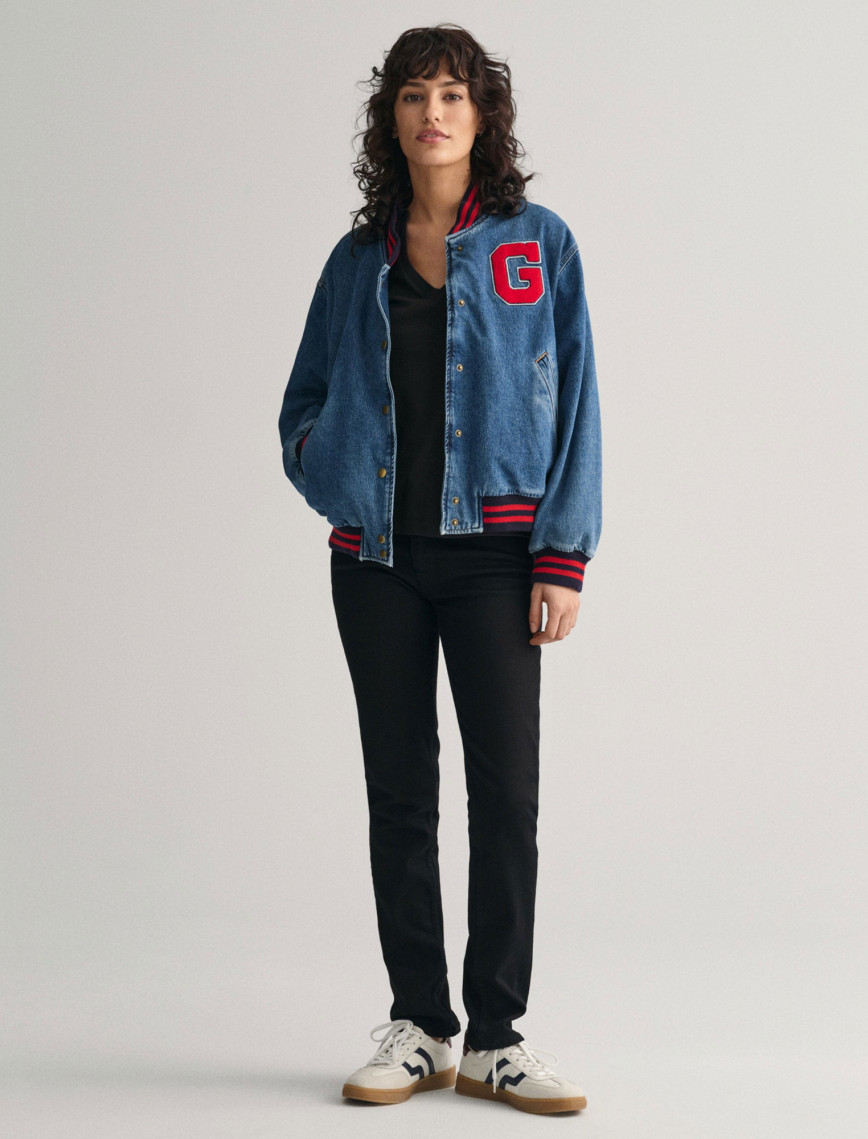 GANT Kadın Siyah Regular Fit V Yaka T-Shirt GANT Kadın Siyah Regular Fit V Yaka T-Shirt