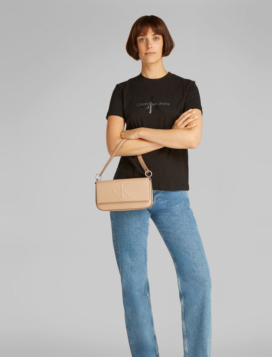 Calvin Klein Kadın Bej El Çantası Calvin Klein Kadın Bej El Çantası