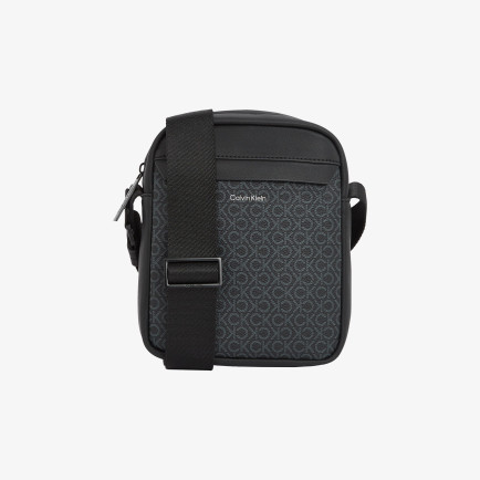 Calvin Klein Erkek Siyah El Çantası Calvin Klein Erkek Siyah El Çantası