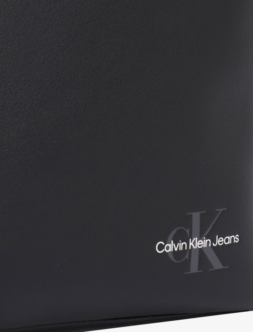 Calvin Klein Monologo Erkek Siyah El Çantası Calvin Klein Monologo Erkek Siyah El Çantası