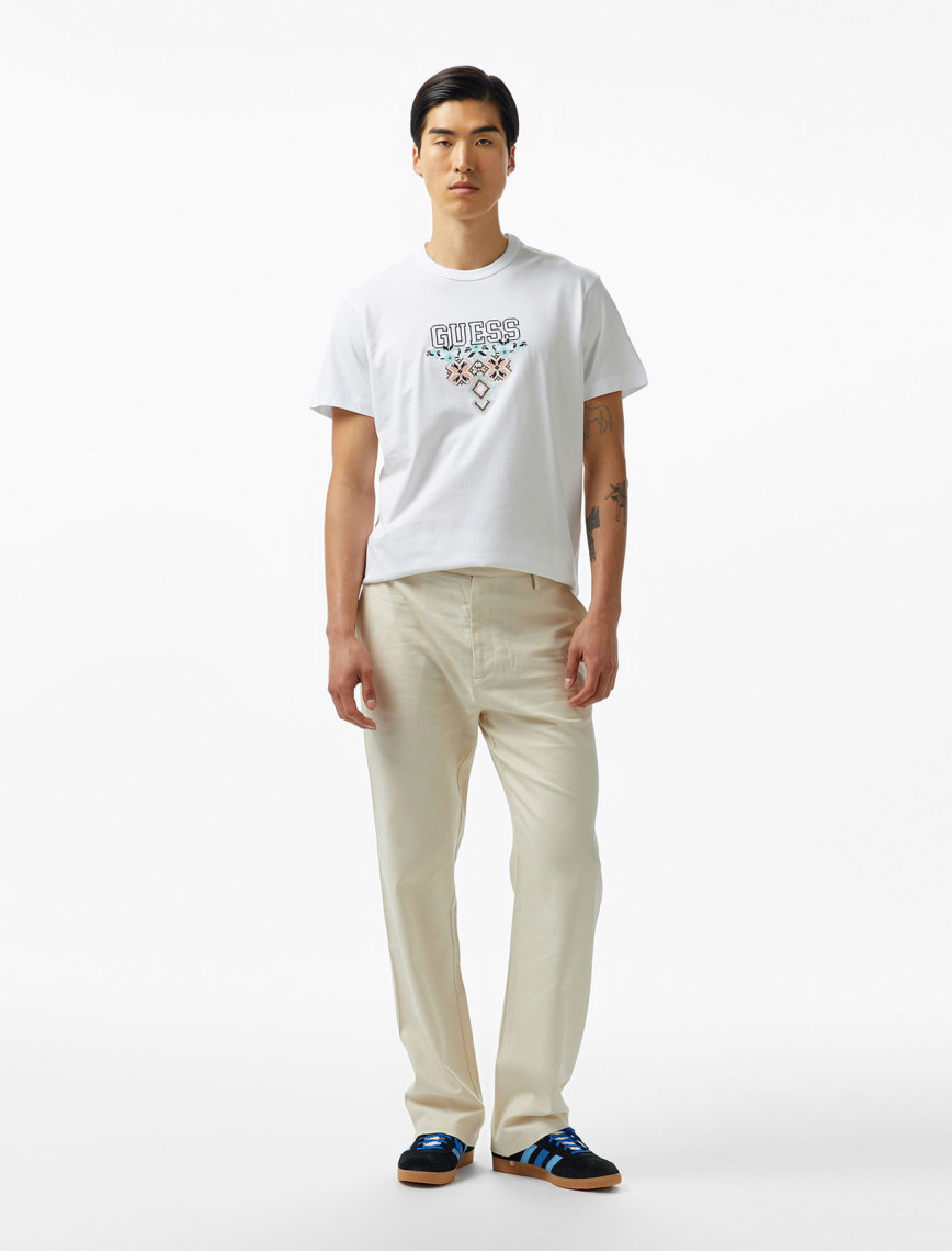 Guess Triangle Mid Organic Heavy 205 Erkek Beyaz T-Shirt Guess Triangle Mid Organic Heavy 205 Erkek Beyaz T-Shirt