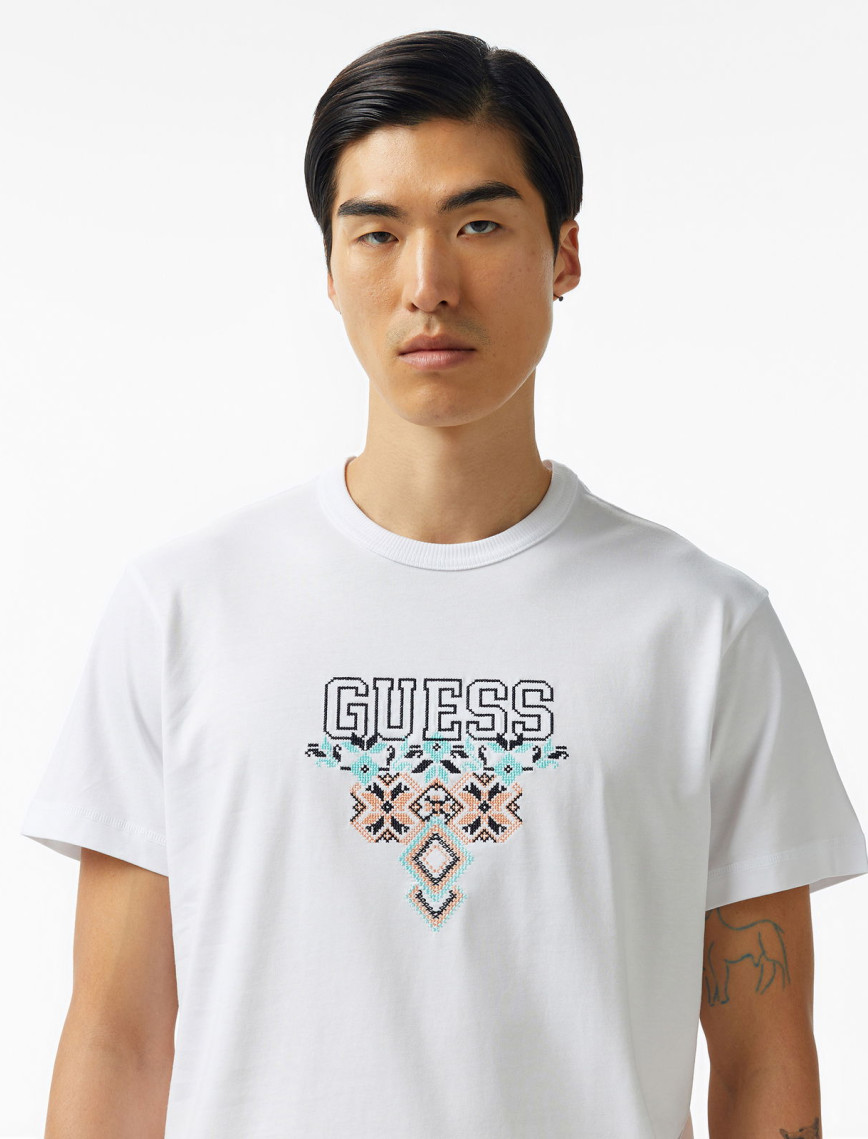 Guess Triangle Mid Organic Heavy 205 Erkek Beyaz T-Shirt Guess Triangle Mid Organic Heavy 205 Erkek Beyaz T-Shirt