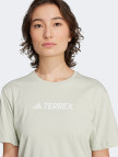 adidas Terrex Classic Logo Kadın Yeşil T-Shirt adidas Terrex Classic Logo Kadın Yeşil T-Shirt