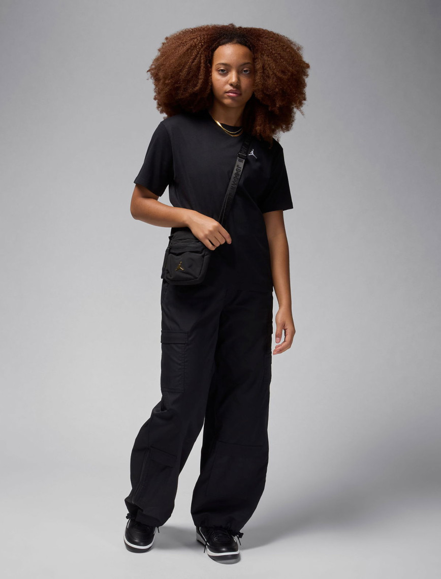 Jordan Essentials Kadın Siyah T-Shirt Jordan Essentials Kadın Siyah T-Shirt