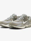 Nike Zoom Vomero 5 Erkek Gri Spor Ayakkabı Nike Zoom Vomero 5 Erkek Gri Spor Ayakkabı