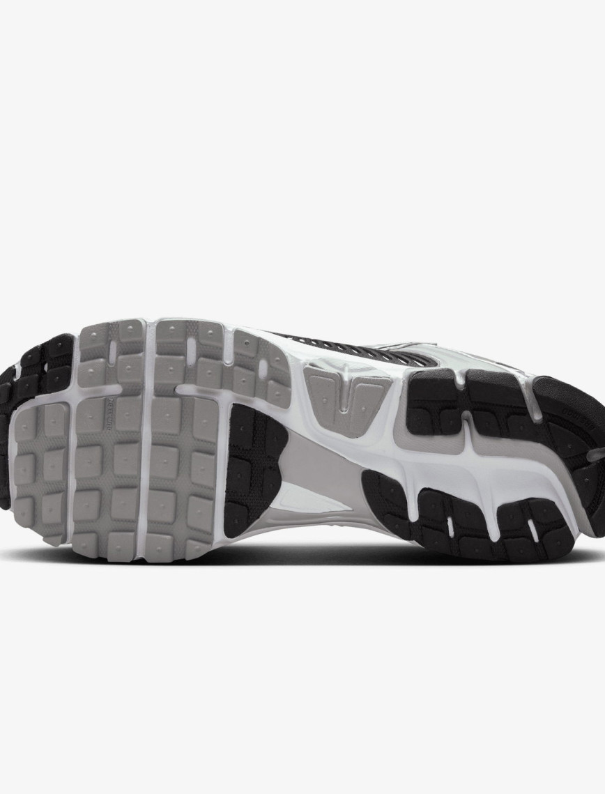 Nike Zoom Vomero 5 Erkek Gri Spor Ayakkabı Nike Zoom Vomero 5 Erkek Gri Spor Ayakkabı