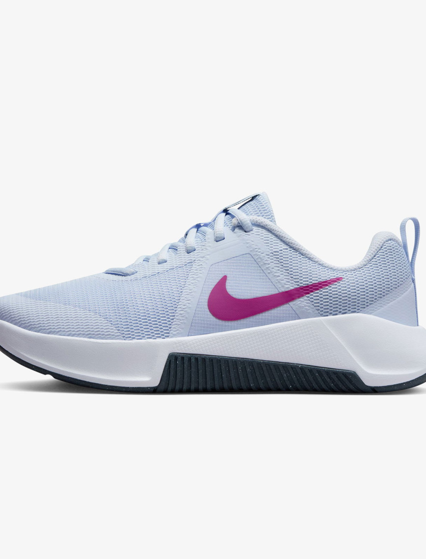 Nike MC Trainer 3 Kadın Gri Spor Ayakkabı Nike MC Trainer 3 Kadın Gri Spor Ayakkabı