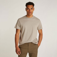 Calvin Klein Embossed Logo Erkek Bej T-Shirt Calvin Klein Embossed Logo Erkek Bej T-Shirt