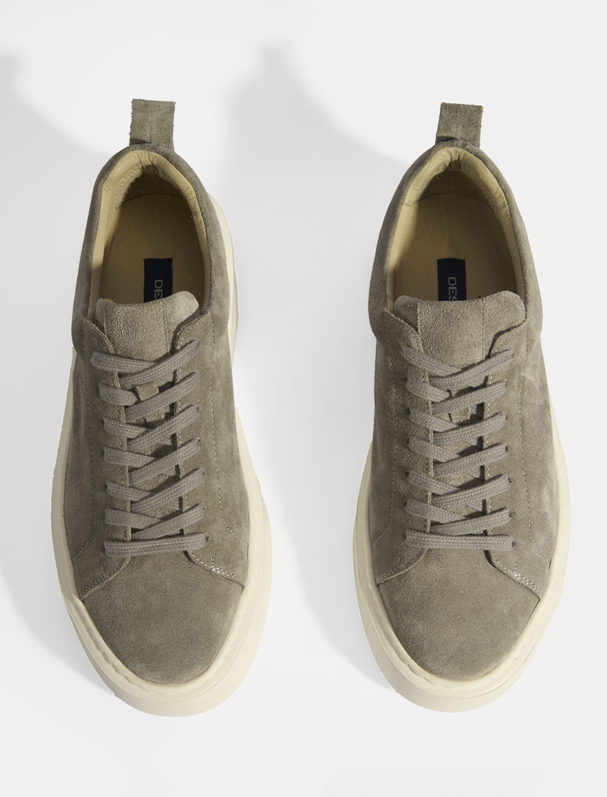 Erkek Gri Bağcıklı Süet Günlük Ayakkabı Erkek Gri Bağcıklı Süet Günlük Ayakkabı