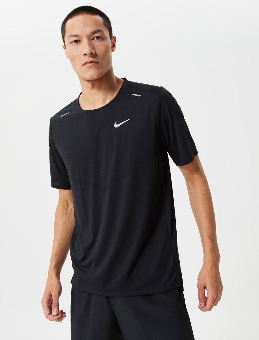 Nike Dri-FIT Rise 365 Ss Erkek Gri T-Shirt Nike Dri-FIT Rise 365 Ss Erkek Gri T-Shirt