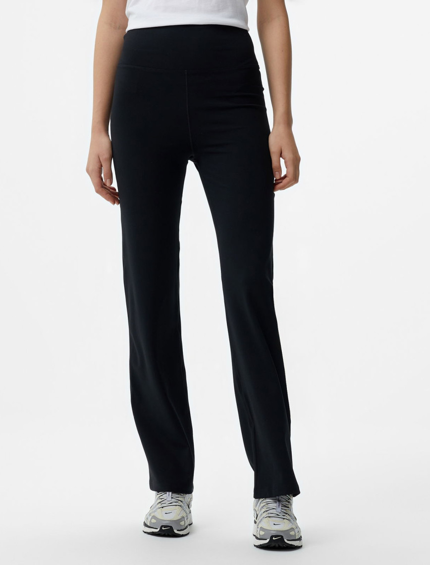 Nike Dri-Fit One High Rise Kadın Siyah Eşofman Altı Nike Dri-Fit One High Rise Kadın Siyah Eşofman Altı