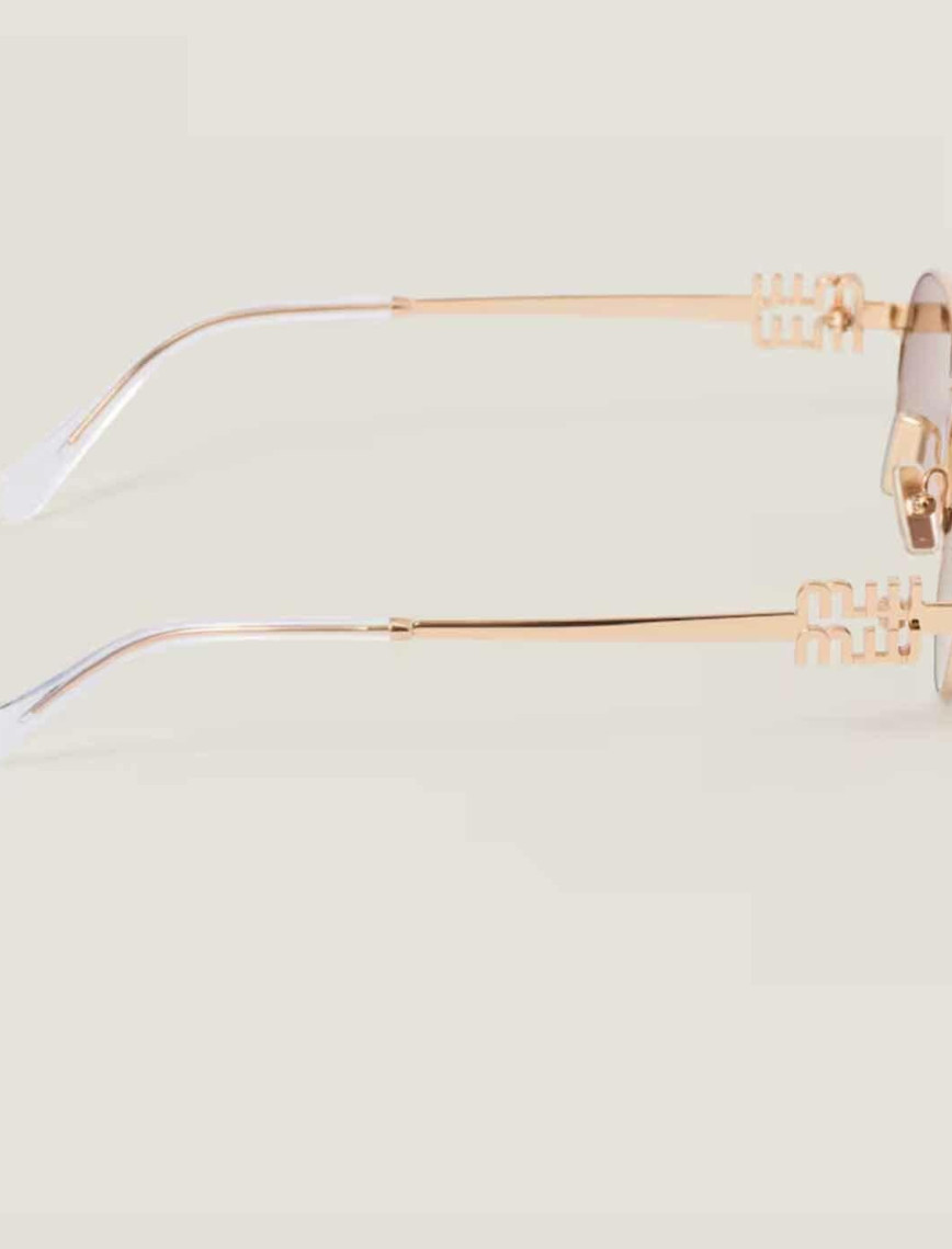 Miu Miu MU 54ZS 5AK30C Kadın Altın - Beyaz Güneş Gözlüğü Miu Miu MU 54ZS 5AK30C Kadın Altın - Beyaz Güneş Gözlüğü