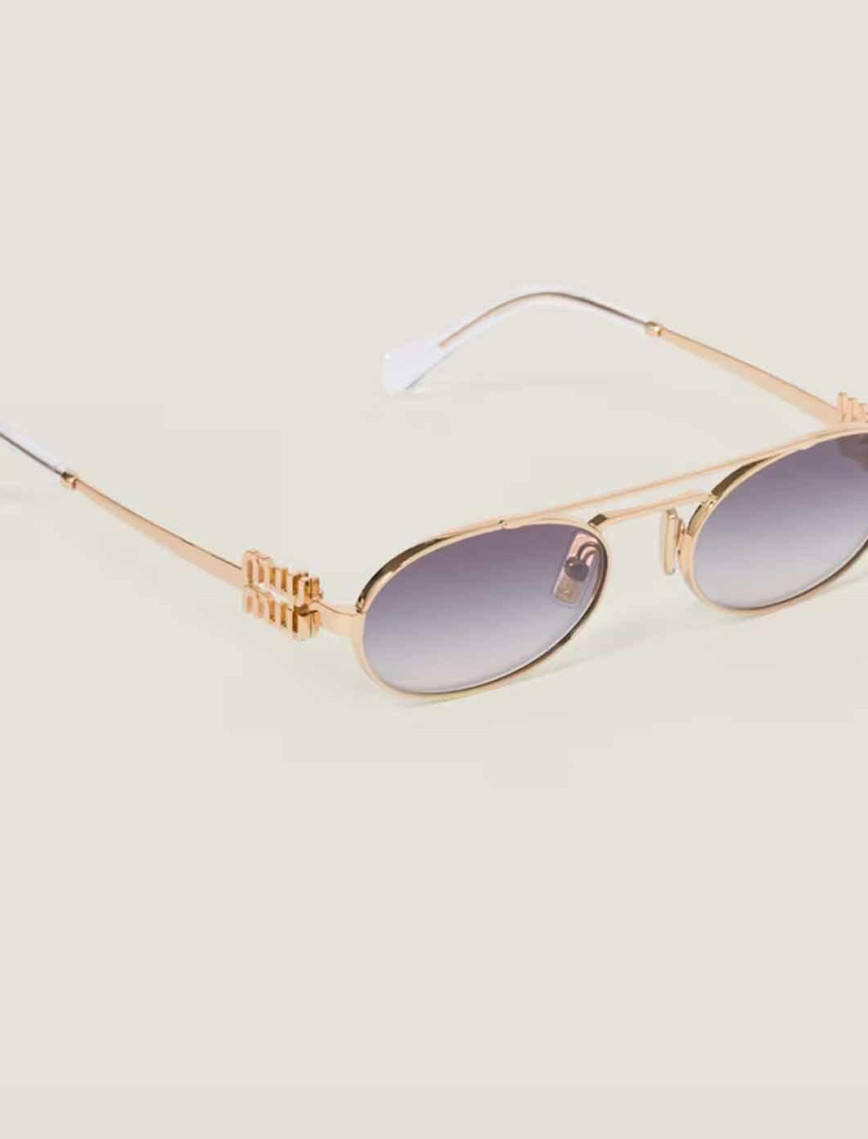 Miu Miu MU 54ZS 5AK30C Kadın Altın - Beyaz Güneş Gözlüğü Miu Miu MU 54ZS 5AK30C Kadın Altın - Beyaz Güneş Gözlüğü