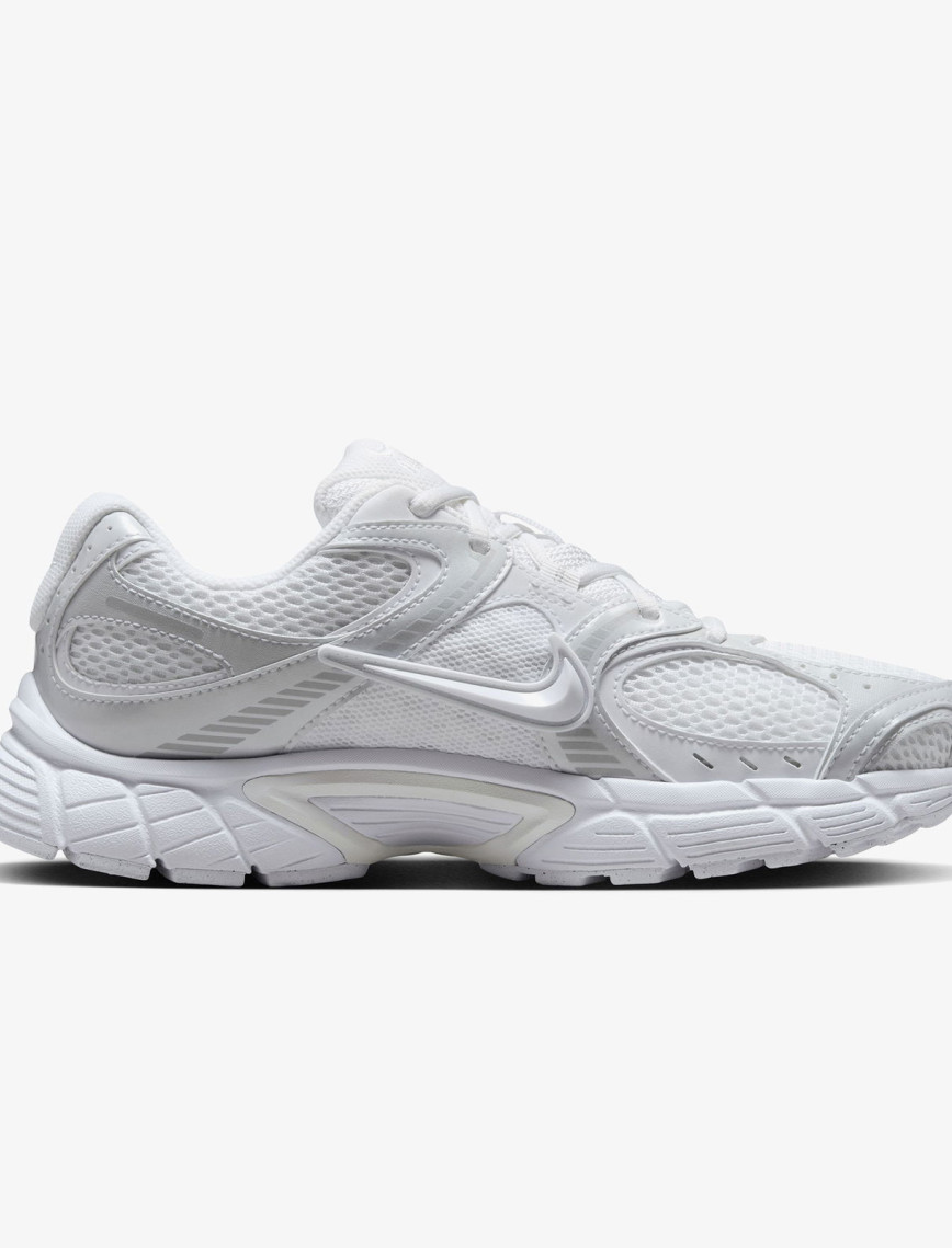 Nike V5 RNR Kadın Beyaz Spor Ayakkabı Nike V5 RNR Kadın Beyaz Spor Ayakkabı