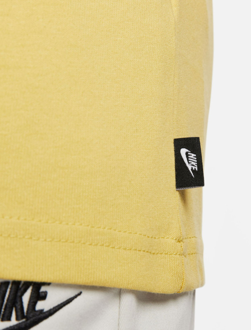 Nike Sportswear Premium Essentials Erkek Sarı T-Shirt Nike Sportswear Premium Essentials Erkek Sarı T-Shirt